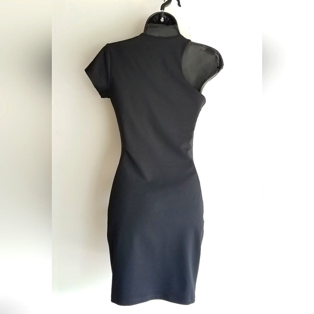 Susana Monaco One Shoulder Short Sleeve Mini Dress - Picture 9 of 11